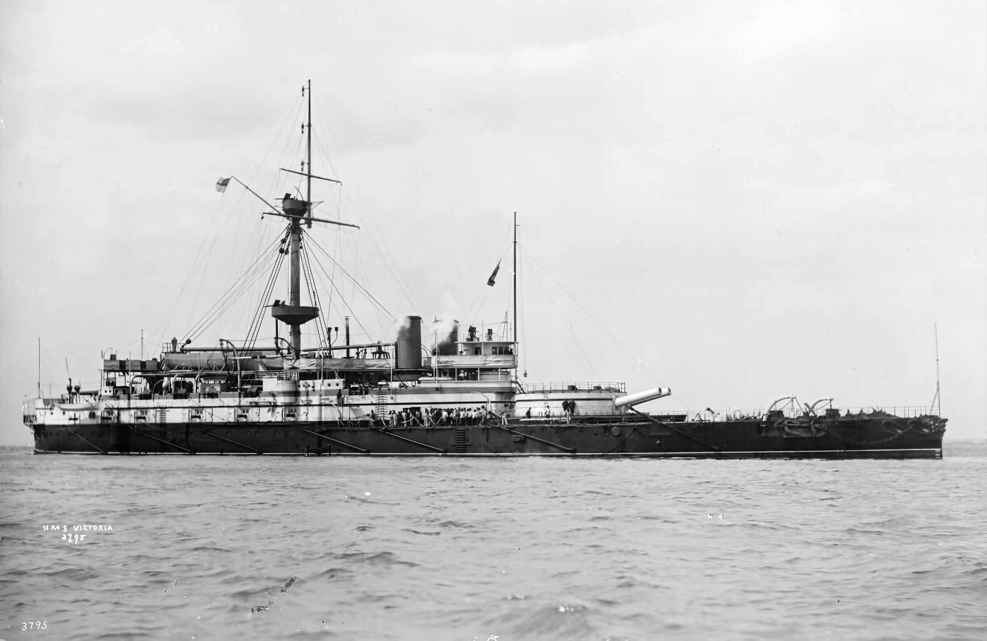 Pancernik wieżowy HMS Victoria